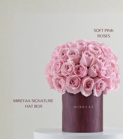 The Soft Rose Classic Hat Box