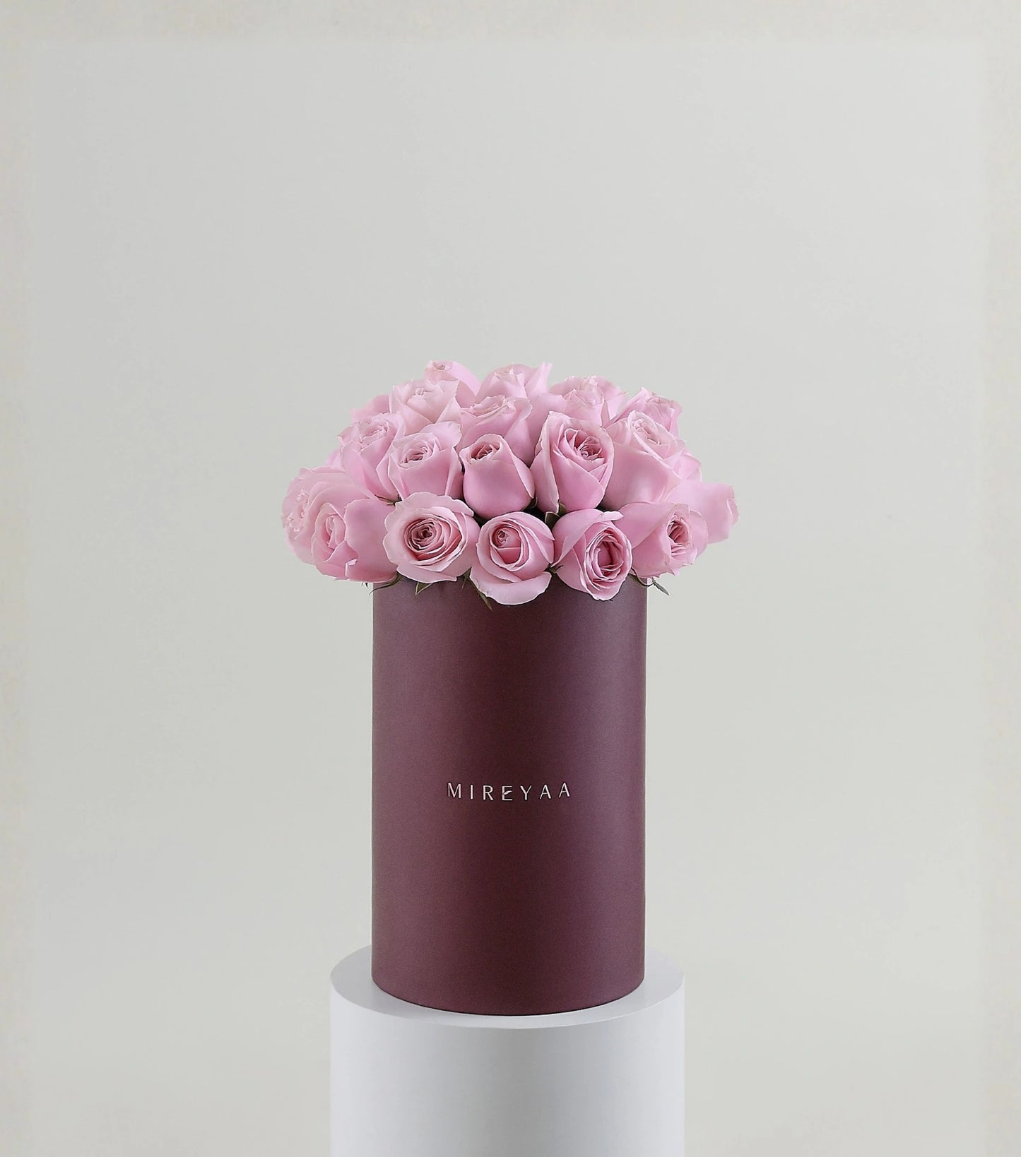Front view of soft pink roses in a Mireyaa Tall Hat Box — The Soft Rose Tall Hat Box by Mireyaa, Mumbai same-day delivery