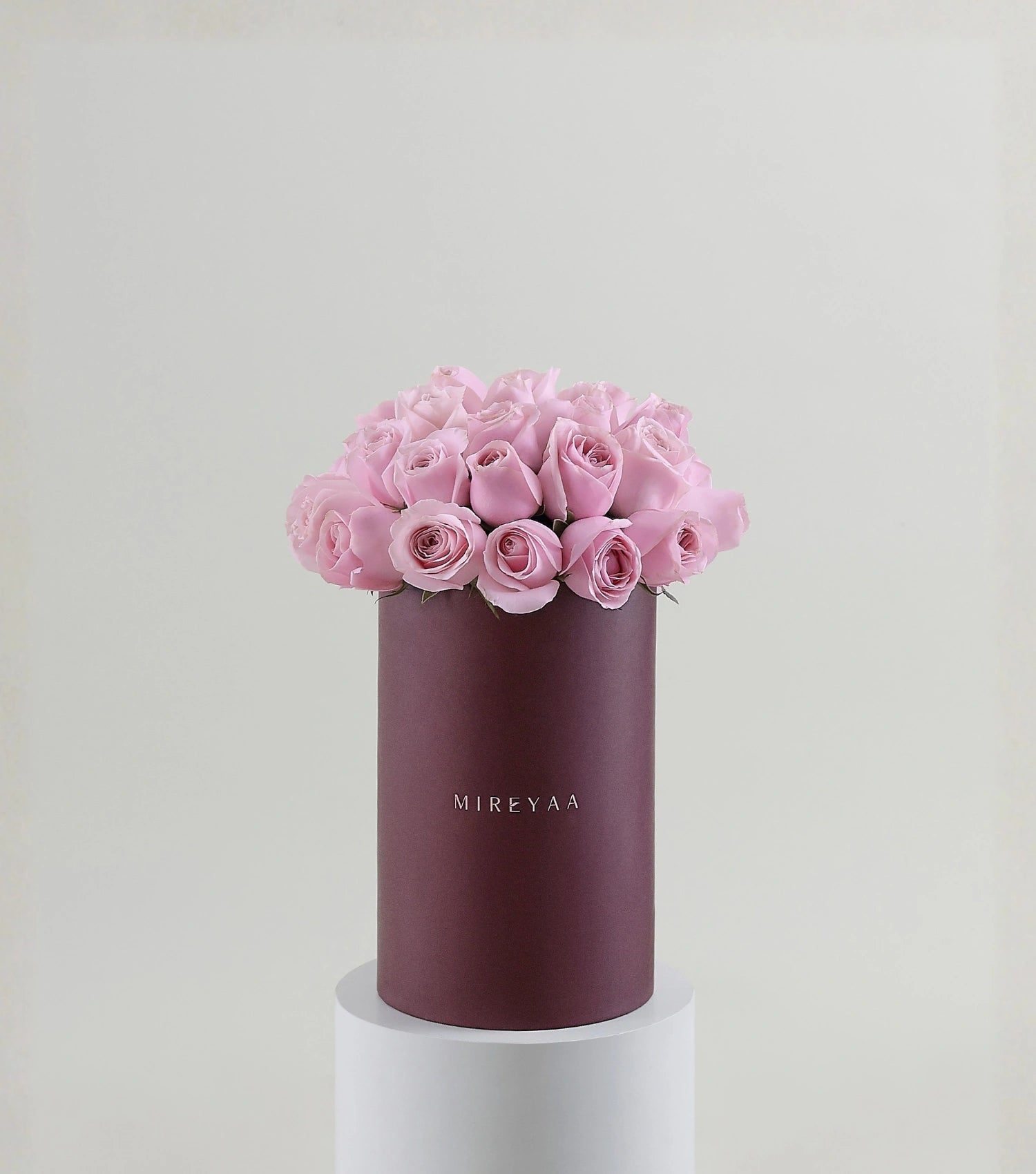 Front view of soft pink roses in a Mireyaa Tall Hat Box — The Soft Rose Tall Hat Box by Mireyaa, Mumbai same-day delivery