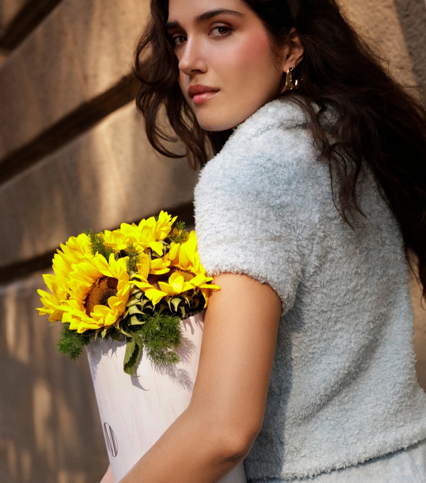 Side view of sunflowers in a Mireyaa Classic Hat Box — The Sunflower Yellow Classic Hat Box by Mireyaa, Mumbai same-day delivery