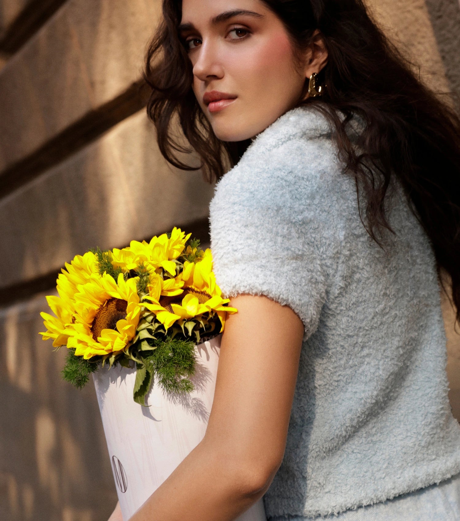 Side view of sunflowers in a Mireyaa Classic Hat Box — The Sunflower Yellow Classic Hat Box by Mireyaa, Mumbai same-day delivery